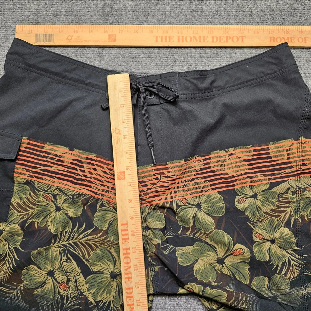 Salty Crew Mens 38 Board Shorts Black Floral Hibiscus Tropical Recycled Stretch